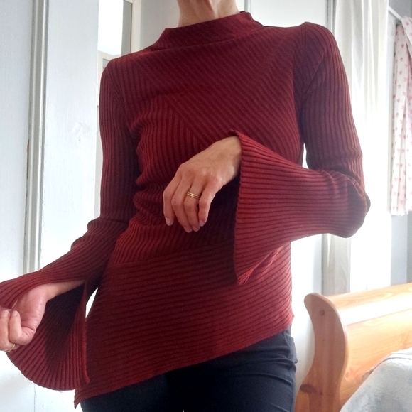 Top Shop Sweater Burnt Orange Color Med Bell Sleeve... New and Unworn - Picture 3 of 8